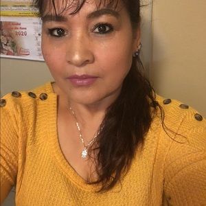 Meet your Posher, Consuelo